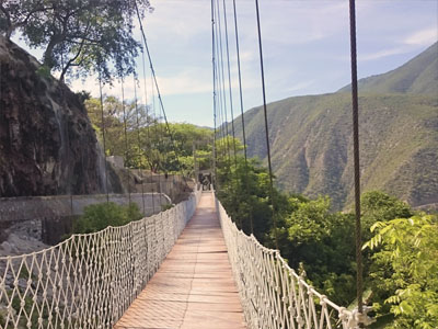 Puente Colgante | Grutas Tolantongo