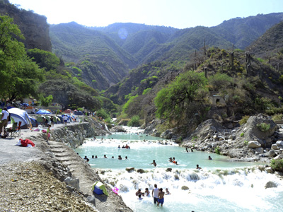 Río | Grutas Tolantongo